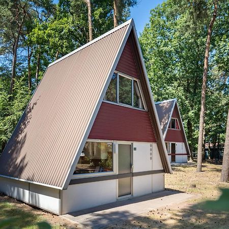 Restyled Bungalow With Dishwasher, In Natural Surroundings Mierlo Exterior foto