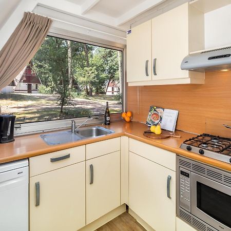 Restyled Bungalow With Dishwasher, In Natural Surroundings Mierlo Exterior foto